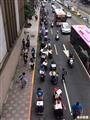台北市新活力自立生活協會遊行請願，促政府落實身障者自立生活服務。（記者周彥妤攝）